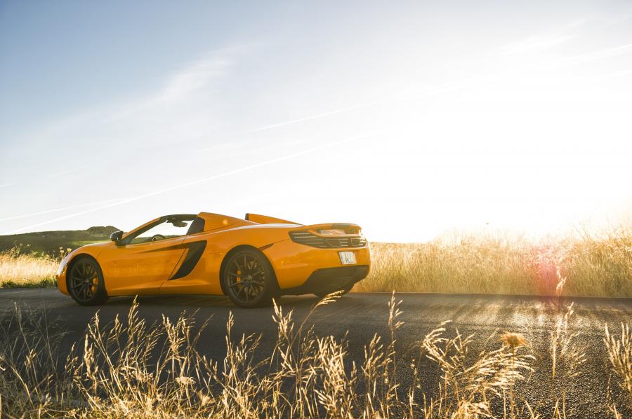  McLaren MP4-12C Anniversary Edition 2013 года  (фото 3 из 6)